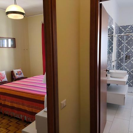 Casa Mar - Elegant Apartment With Pool And Panoramic Terrace In The Heart Of Сорренто Екстер'єр фото