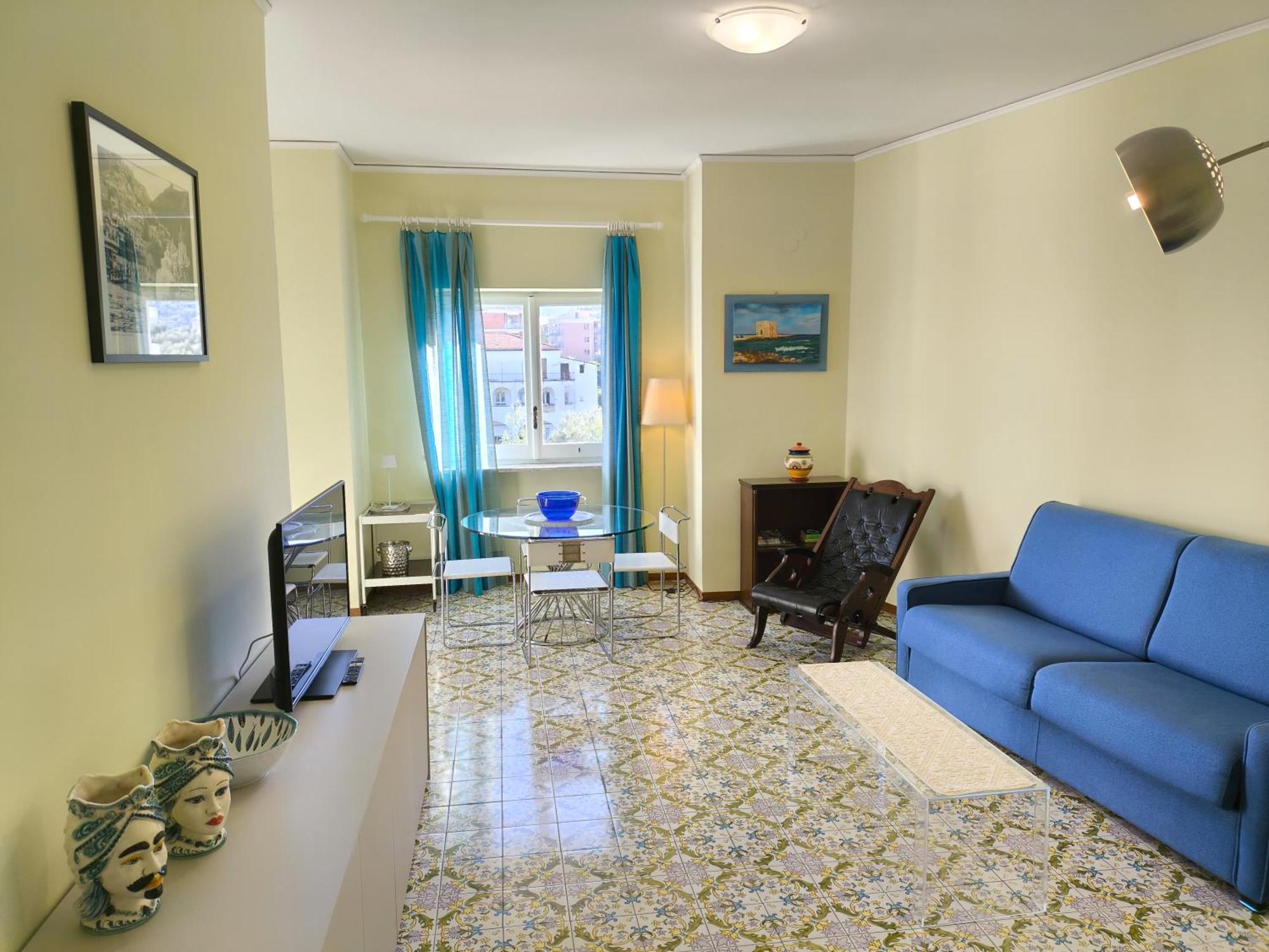 Casa Mar - Elegant Apartment With Pool And Panoramic Terrace In The Heart Of Сорренто Екстер'єр фото