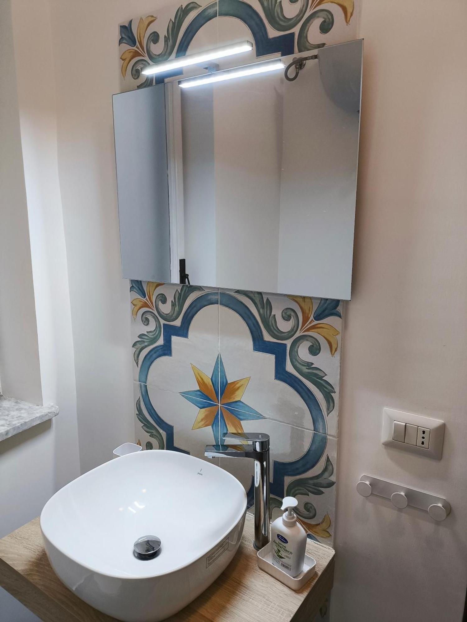 Casa Mar - Elegant Apartment With Pool And Panoramic Terrace In The Heart Of Сорренто Екстер'єр фото