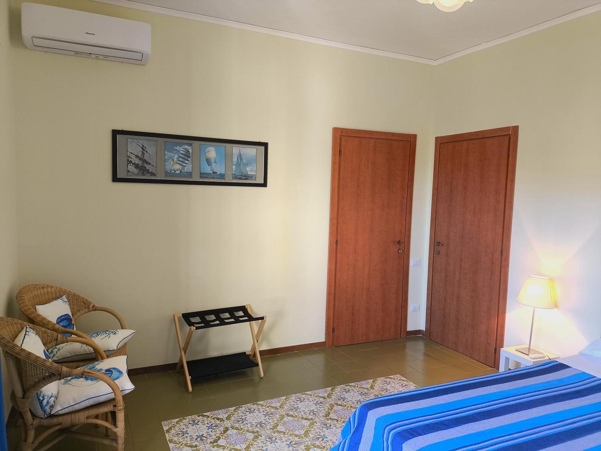 Casa Mar - Elegant Apartment With Pool And Panoramic Terrace In The Heart Of Сорренто Екстер'єр фото